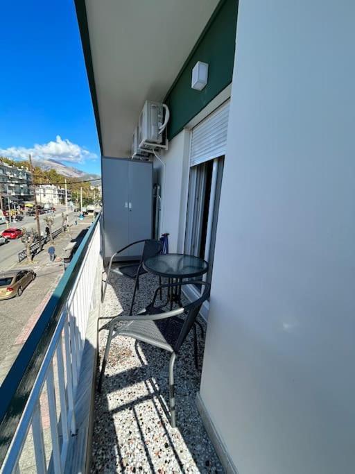 Km Ethnikis Amynis A Apartment *